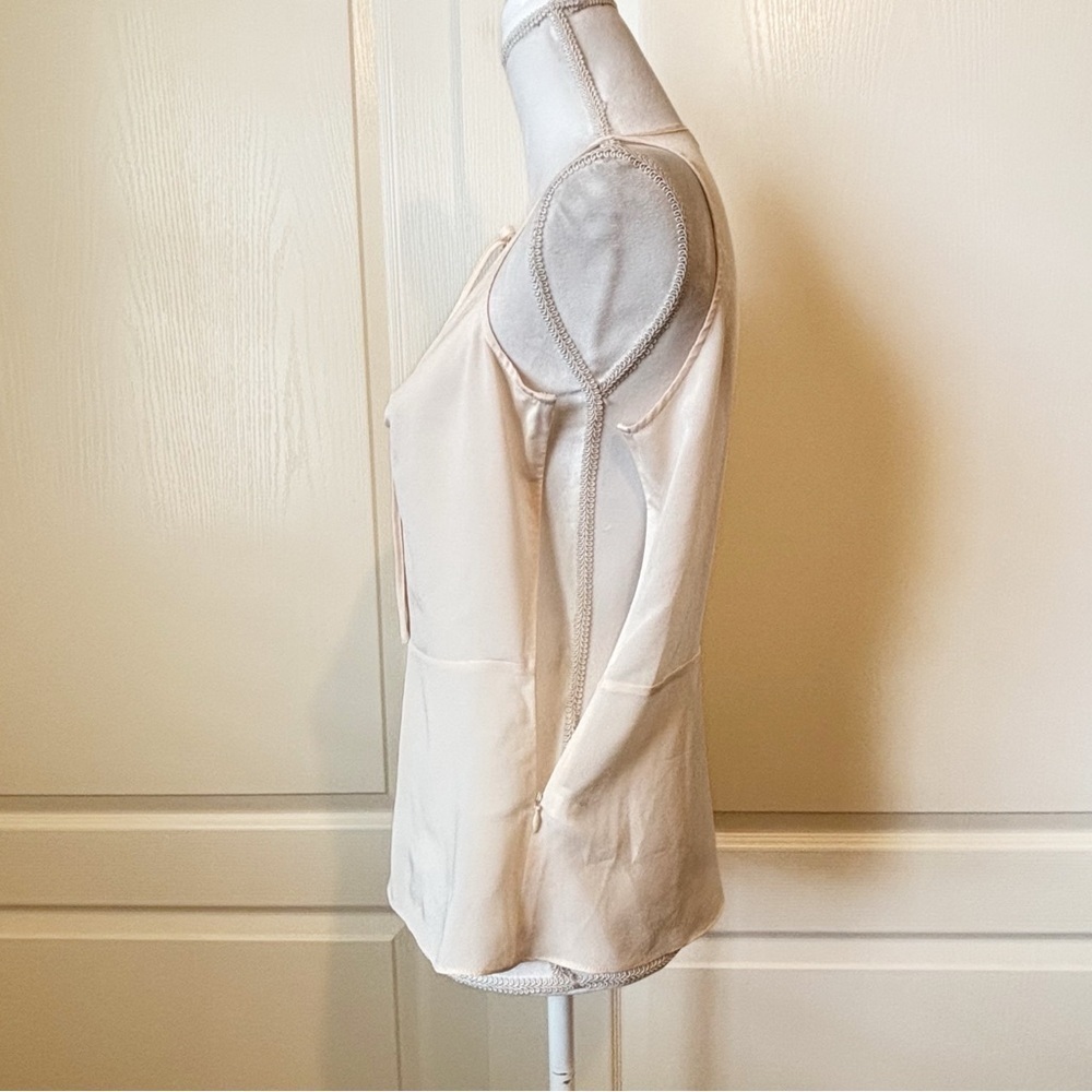 Banana Republic Sleeveless Peplum Ivory Shell Top Woman’s 4P - Picture 7 of 10